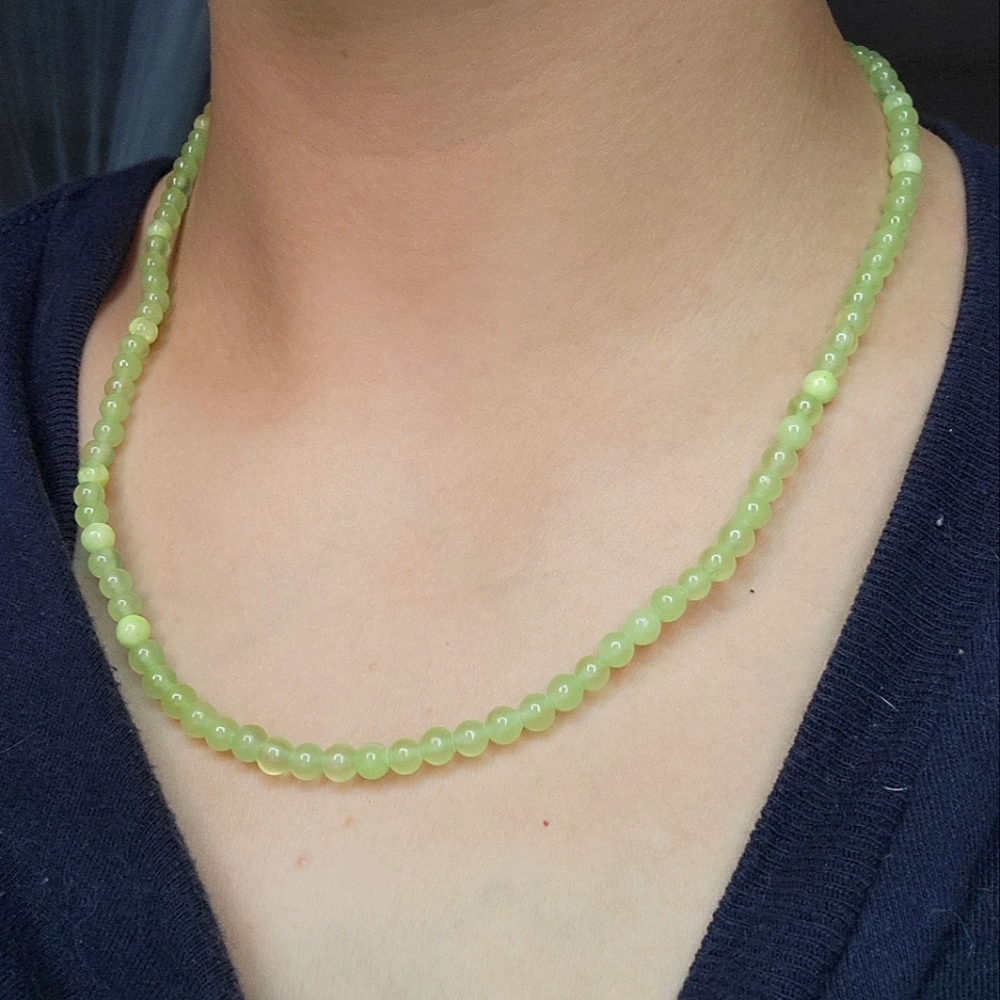 Green Beaded Necklace